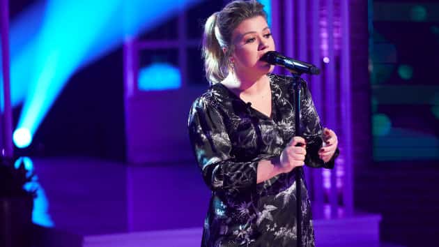 getty_kellyclarkson_052620
