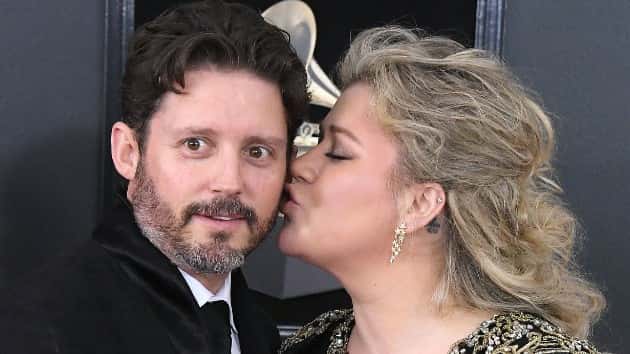 getty_kellybrandonkiss_061720