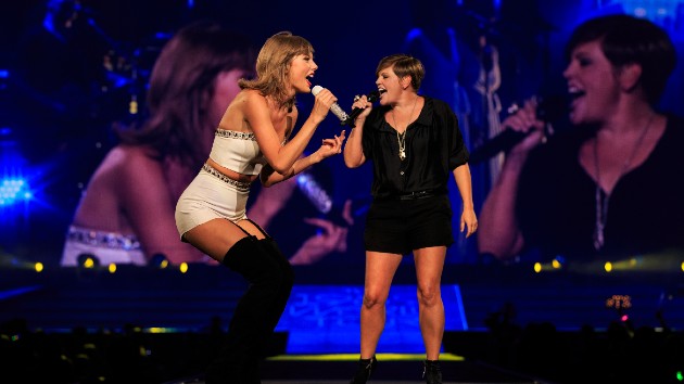 getty_taylorswiftnataliemaines_072020