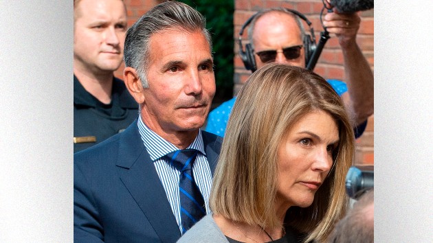 getty_lori_loughlin_mossimo_08252020