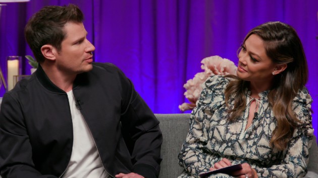 e_nick_vanessa_lachey_08252020