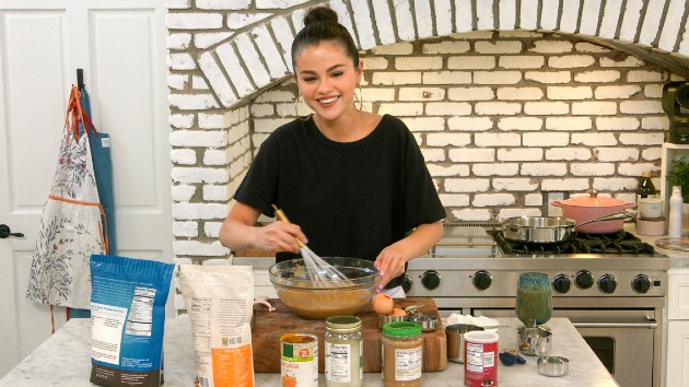 m_selenagomez_082720