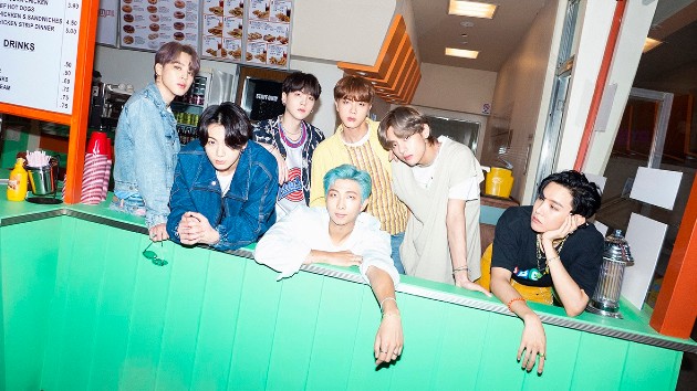 m_btsdynamite_083120