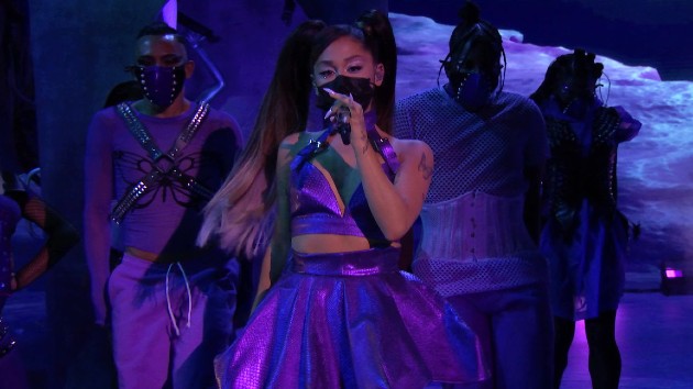 m_arianagrande_083120