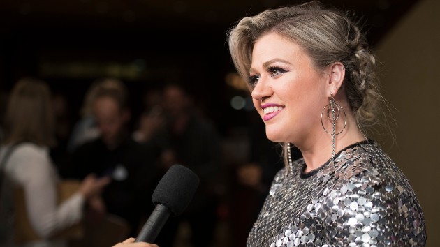 m_kellyclarkson_091120