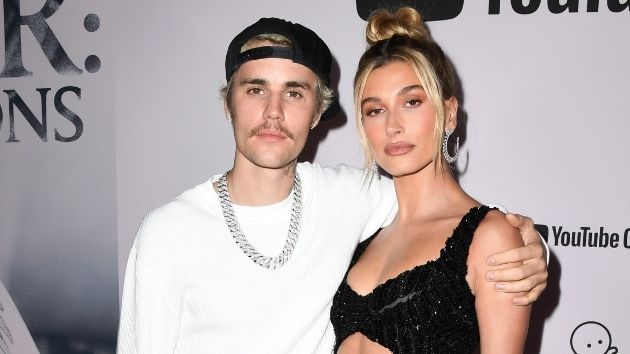 m_justinbieber_haileybaldwin_100120