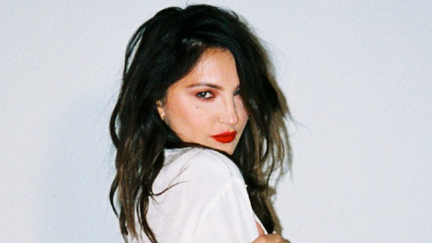 m_juliamichaels2020_100520
