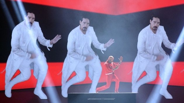 m_ajmclean_backstreetboys_100520