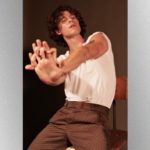 m_shawnmendeswhiteshirt_100620