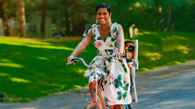 e_tamronhall_abc_100620