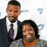 getty_jamiefoxxsister_102720