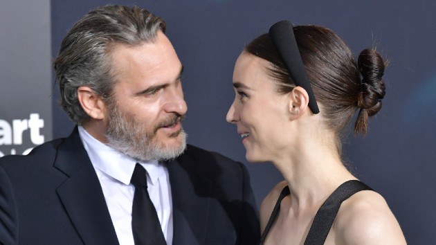 getty_joaquin_phoenix_rooney_mara_11032020