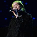 m_billieeilishsingingoscars_110420