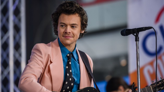 getty_harrystyles_110520-2