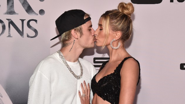 getty_justinhaileybieber_112320