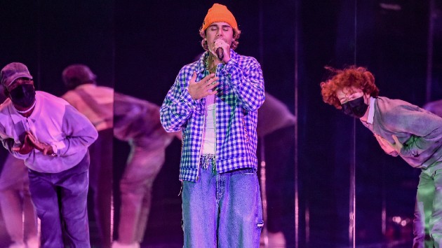 m_justinbieberamas_112320