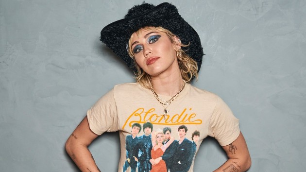 m_mileycyrusapplemusic_112320