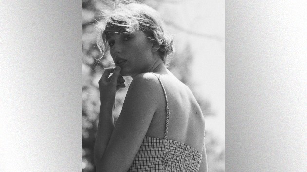 m_taylorswift_072420-5