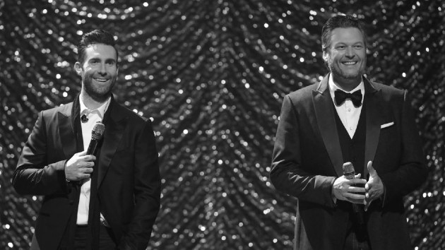 m_adamlevineblakeshelton_121120