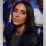 e_kim_kardashian_12222020