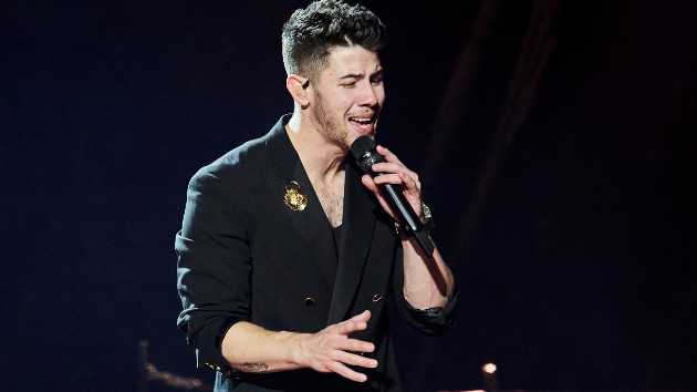 getty_nickjonas_011221
