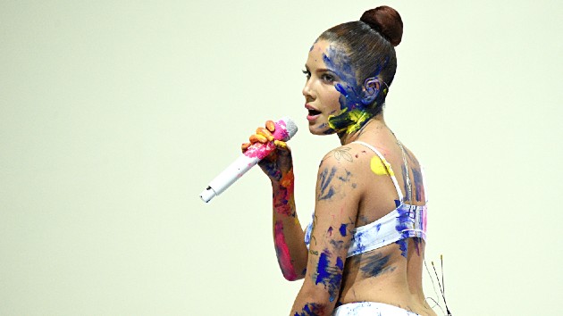 getty_halsey_012221