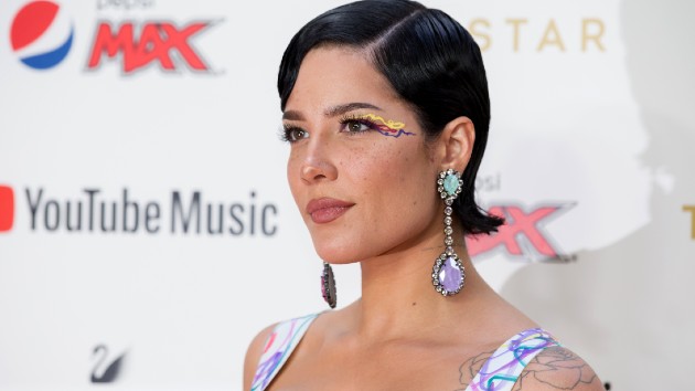 getty_halsey_122820-2