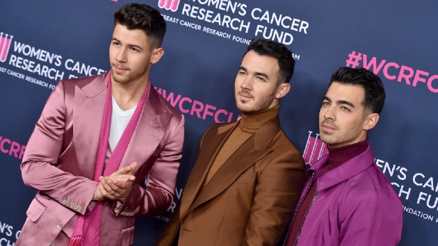 getty_jobros_022521