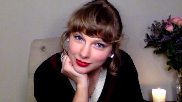 m_taylorswift_122820-2