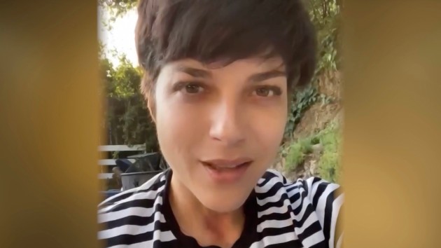 getty_selma_blair_03162021