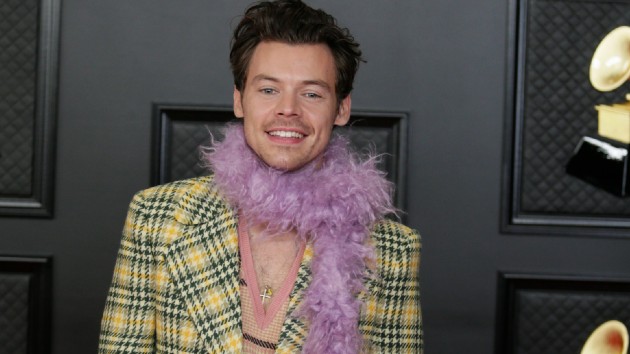 m_harrystyles_031621-2