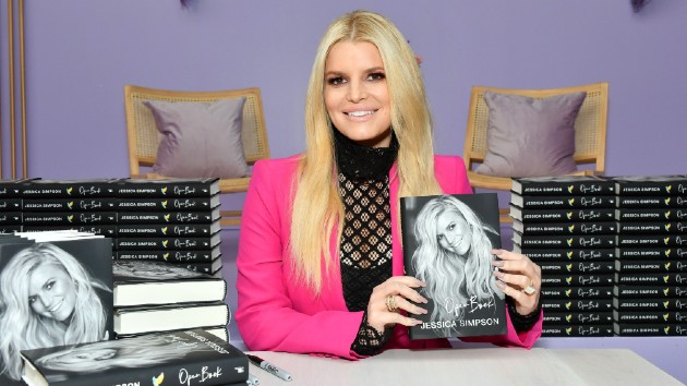 getty_jessicasimpson_032621