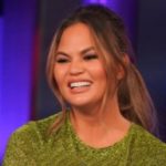 e_chrissy_teigen_03052020-3