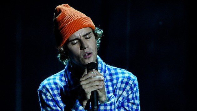 m_justinbieber_040521-2