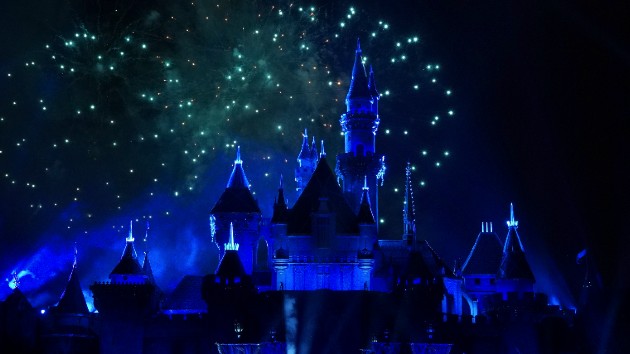 e_disneyland_03172021-4