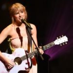 m_taylorswift_041821