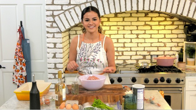 m_selenagomez_042321