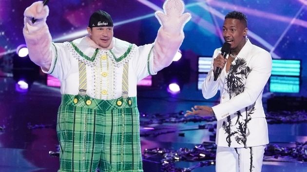 m_nicklachey_maskedsinger_052721