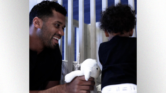 e_russellwilson_west2east20empire_061721