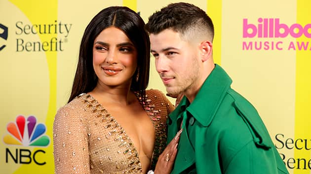 getty_nickjonaspriyankachoprajones_07192021