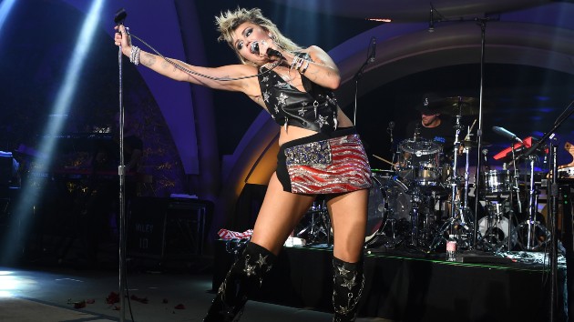 getty_mileycyrus_081021