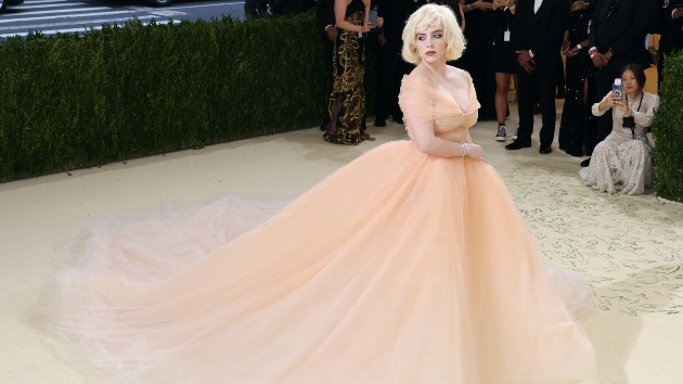 getty_billieeilishmet_091421