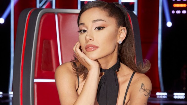 m_arianagrande_092121