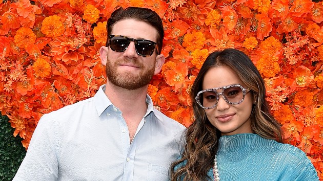 getty_jamie_chung_and_bryan_greenberg_10252021