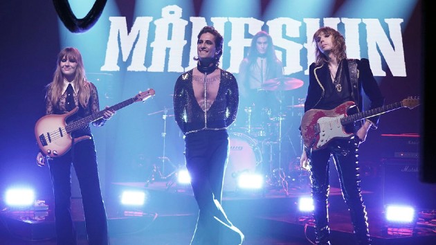 m_maneskinonthetonightshow_102721