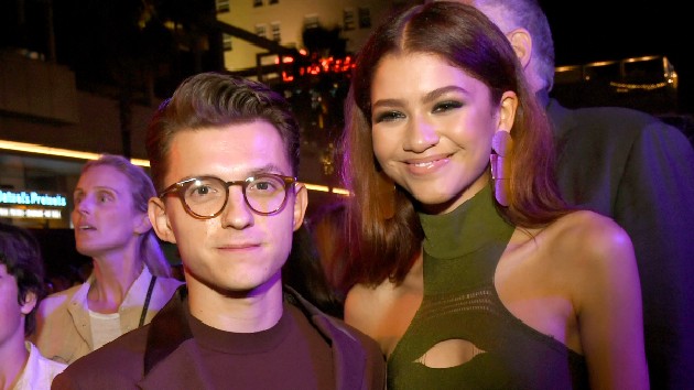 getty_tom_holland_zendaya_111120212028129