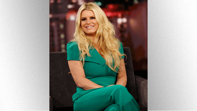 getty_jessicasimpson_111121