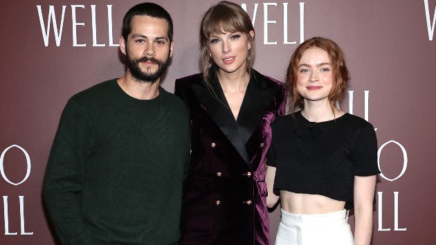 getty_taylorsadiedylan_111221