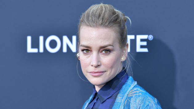 getty_piper_perabo_12032021