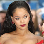 getty_rihanna_120821
